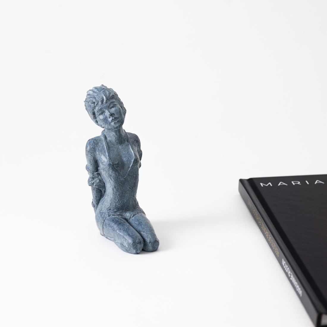 Bronze 'Mélancolie' et livre dédicacé